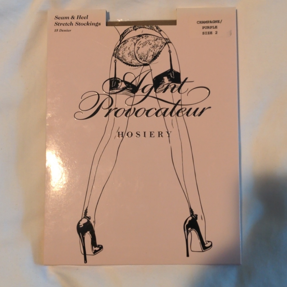 Seam & Heel Stretch Stockings size 2